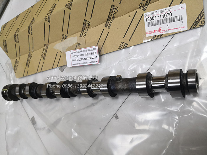 13501-11070,原厂丰田皮卡海拉克斯2GD凸轮轴