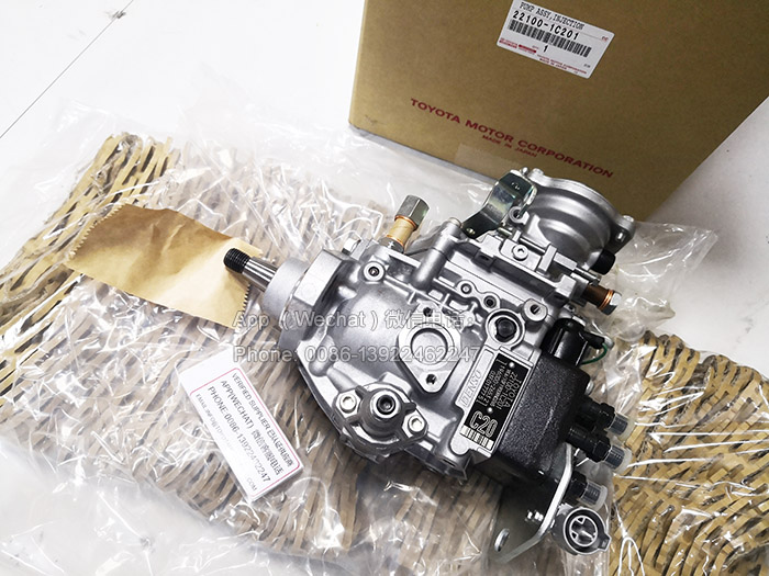 22100-1C201,纯正原厂全新丰田陆巡皮卡1HZ高压油泵
